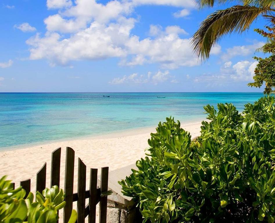 Osprey Beach Hotel Cockburn Town Rum bild